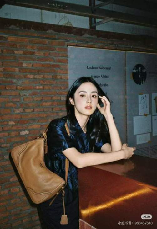 Picture of Prada Handbags _SKUfw225085327fw